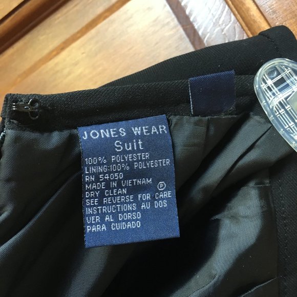 Ladies' Jones Wear  Black Skirt Sz. 6 Pencil Skirt Lined - Picture 3 of 5